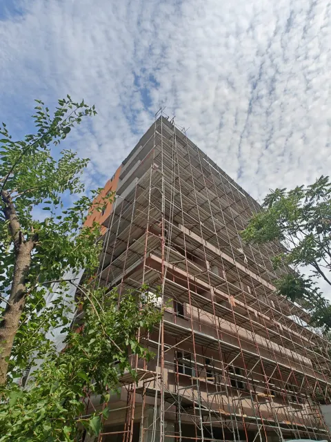Amorsă și pregătirea fațadei — Ilioara Residence, Aleea Eprubetei 7-11, Sector 3 București, 25 august 2026